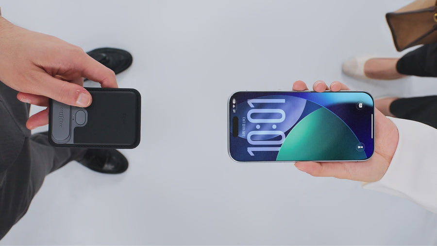 InnAIO TransNote NFC digital business card video showing one-tap contact sharing across languages